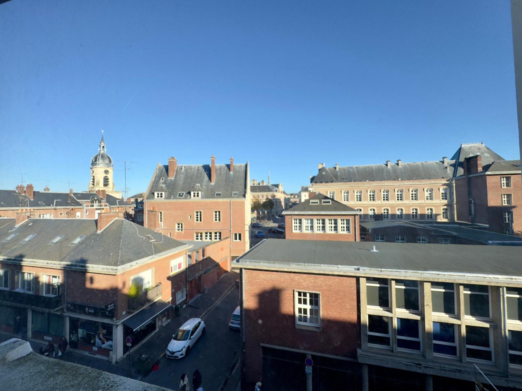 Vue Cathedrale, Beffroi, Netflix En Hyper Centre Appartement Amiens Buitenkant foto